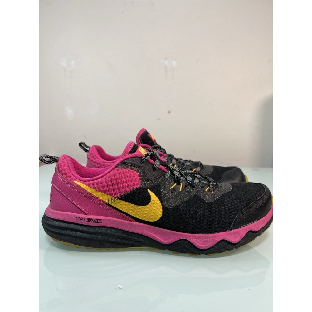 Nike Trail‎ Running Shoes Women's 10 Dual Fusion Hiking Athletic Sneakers